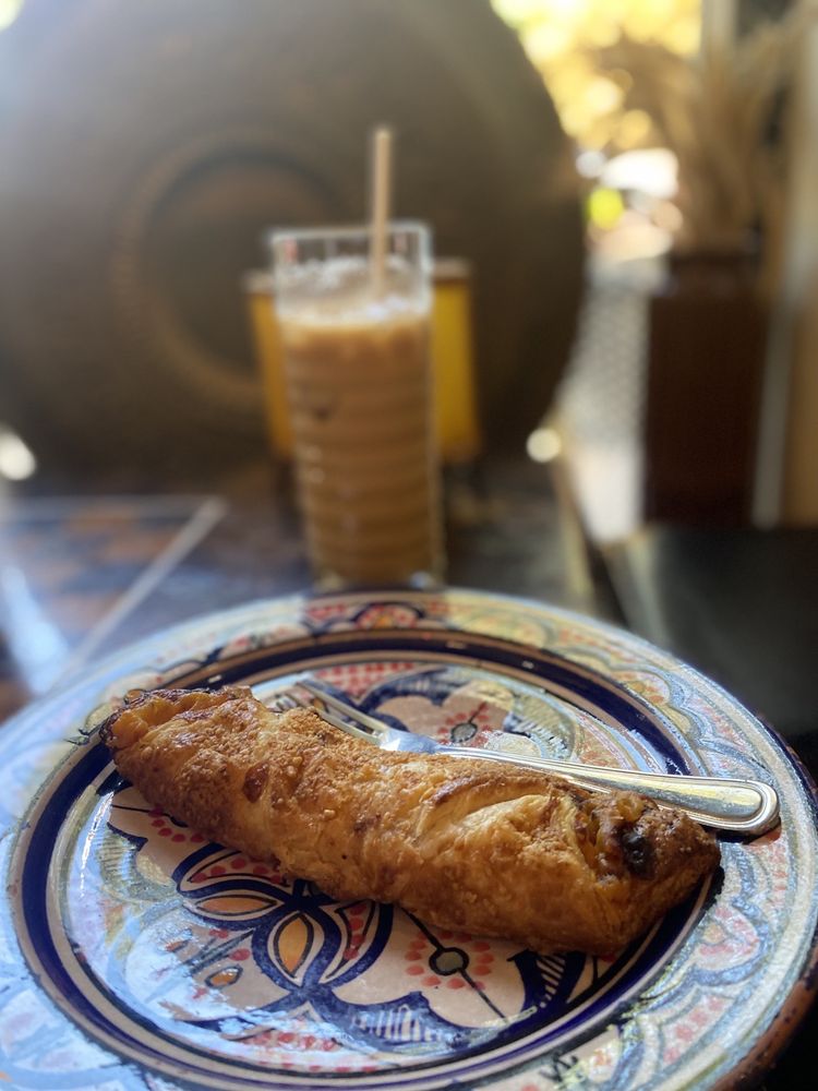 Fresh pastry with iced drinks